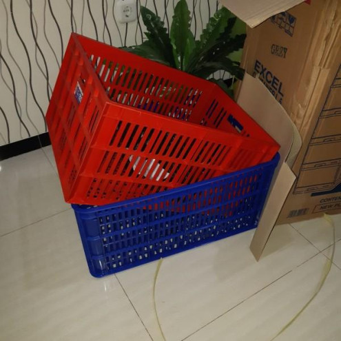 Keranjang Container Green Leaf 2232 Kontainer Industri Berlubang