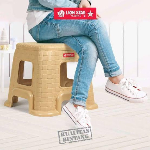 Kursi Plastik Pendek Lion Star G-23 (Bangku Segi Mini Serbaguna) - 1