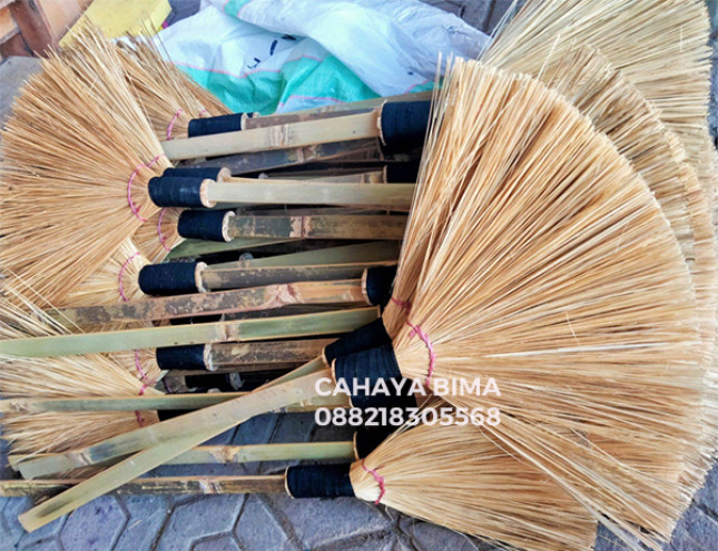 Sapu Awi Bambu Tradisional Kuat untuk Halaman Ruangan Karpet Genangan Air - 6