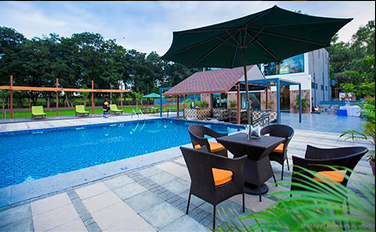 Contoh tampilan website booking hotel responsif untuk reservasi online